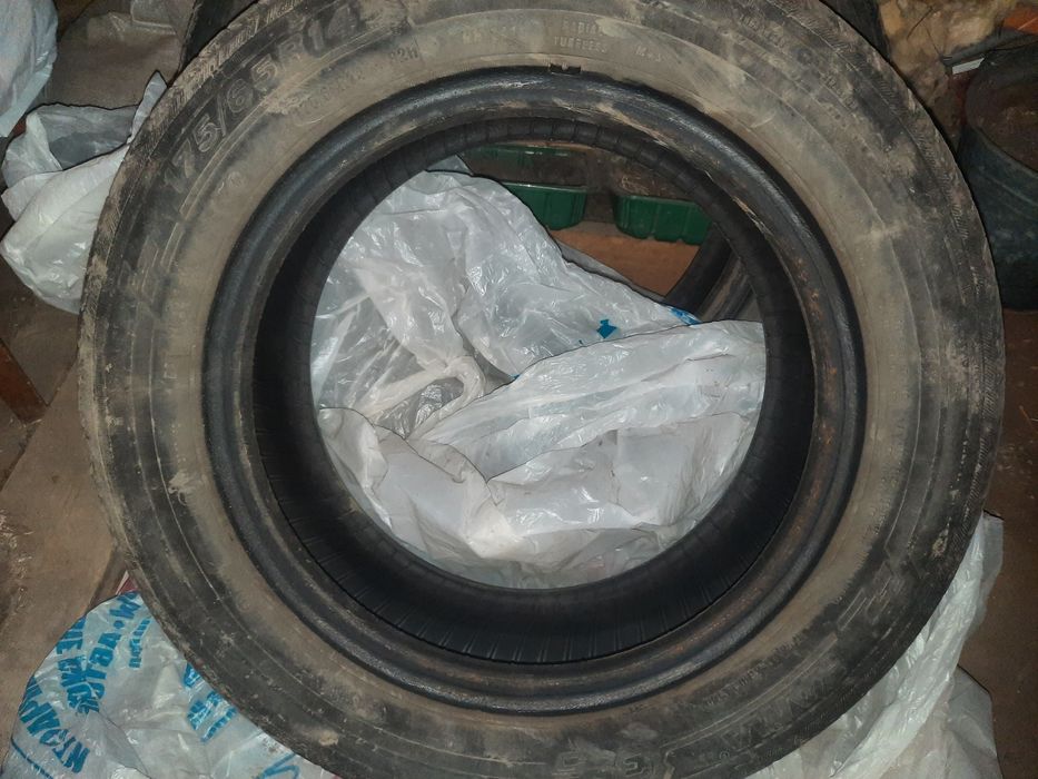 Продам ризна шины