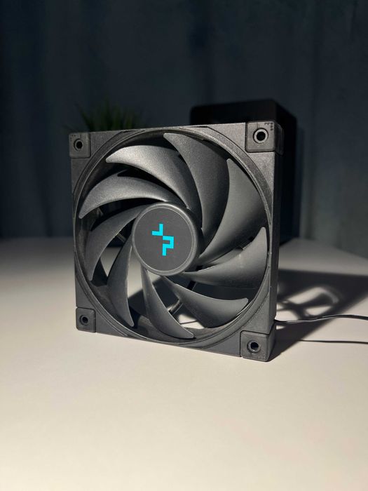 Ventilatoare 120mm RGB Segotep, Aqirys, Deepcool