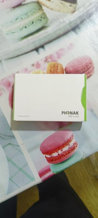 Продам новый слуховой аппарат