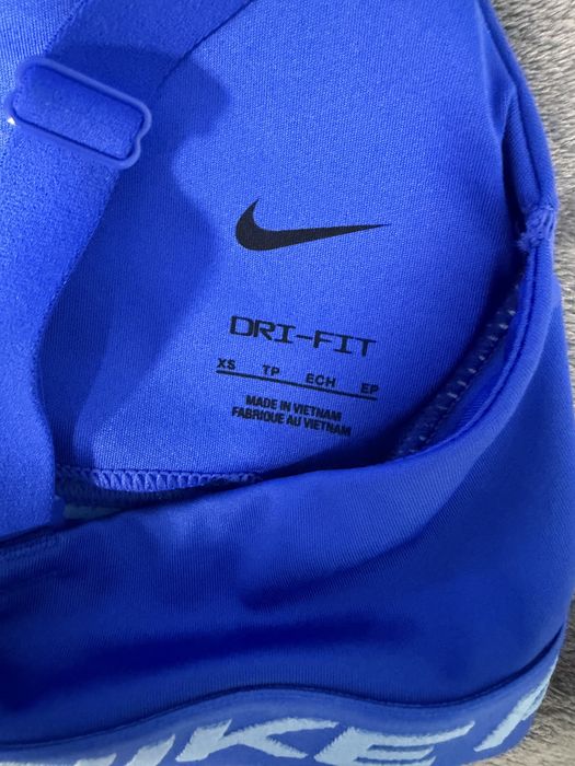Спортен сутиен NIKE PRO