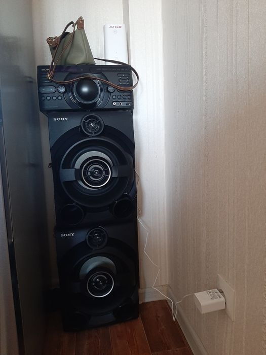 Музыкалый центр Sony