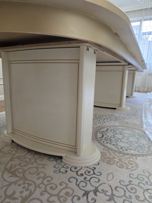 Стол гостевой длинный