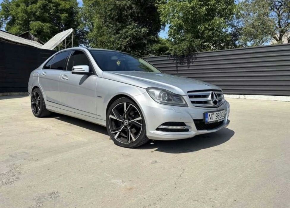 2011 Mercedes-Benz C-Class