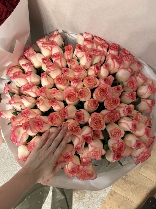 101 роза огромный букет