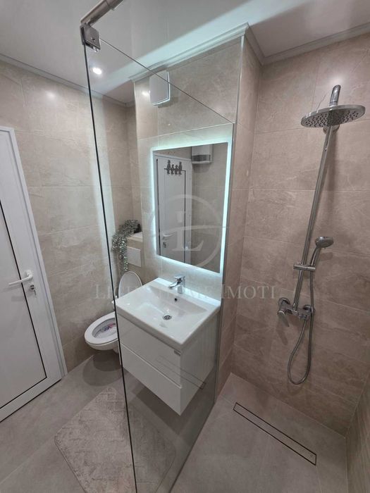 Продава се Тристаен апартамент в Пловдив, Кършияка - 78 кв.м за 1111 €/кв.м - Снимка #15