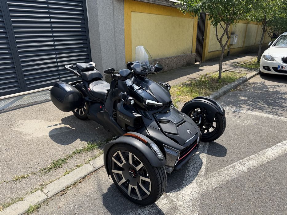 Canam ryker 900 camere navigatie parbriz