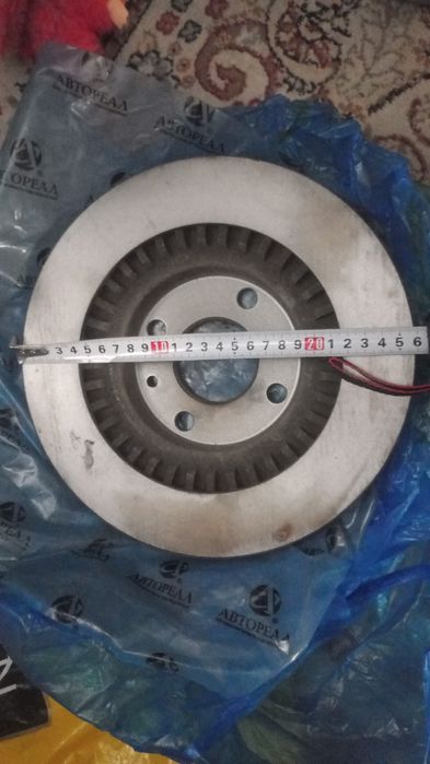 Тормазные  передние  приора