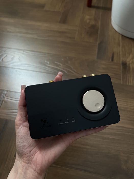 Звуковая ASUS Xonar U7