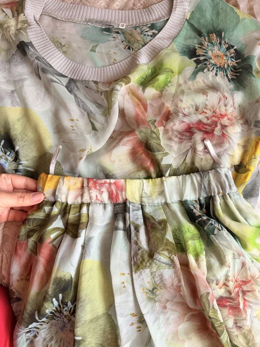 Летний комплект с цветочным принтом