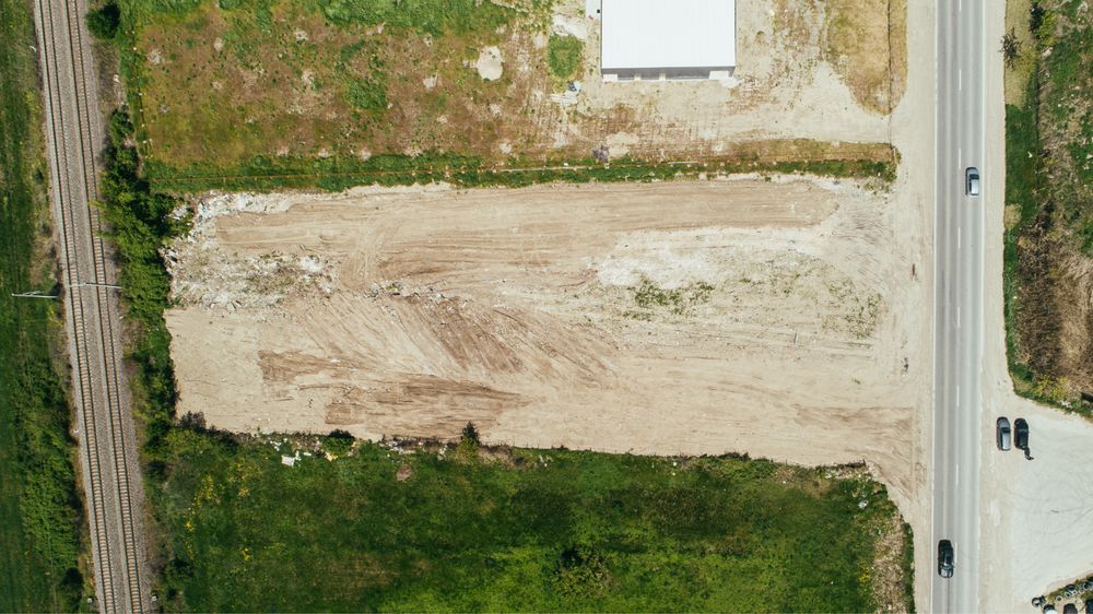 Vand teren 5000 m² la iesirea din Tecuci spre Draganesti!