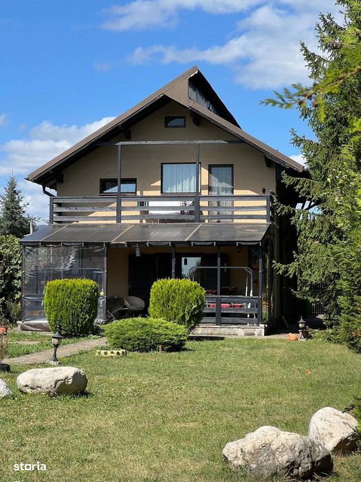Brebu-Campina, casa de vacanta si teren de 1600 mp, COMISION 0%