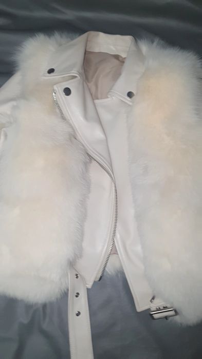 Продам белую косуху