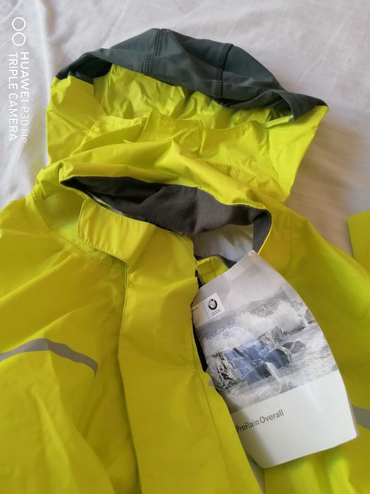 Combinezoane impermeabile