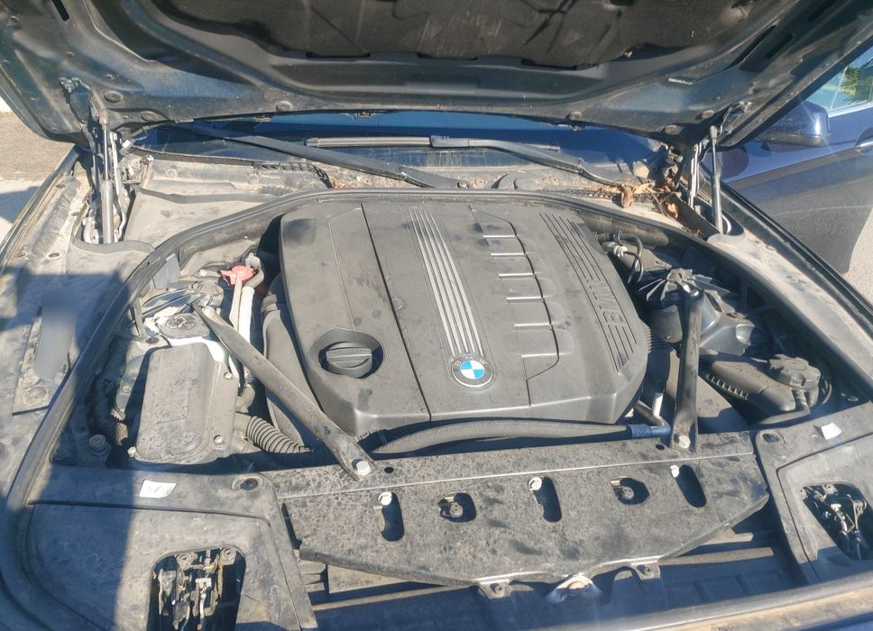 На Части БМВ BMW F11 F10 530d N57