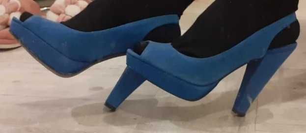 Sandale albastre H&m, mas 37