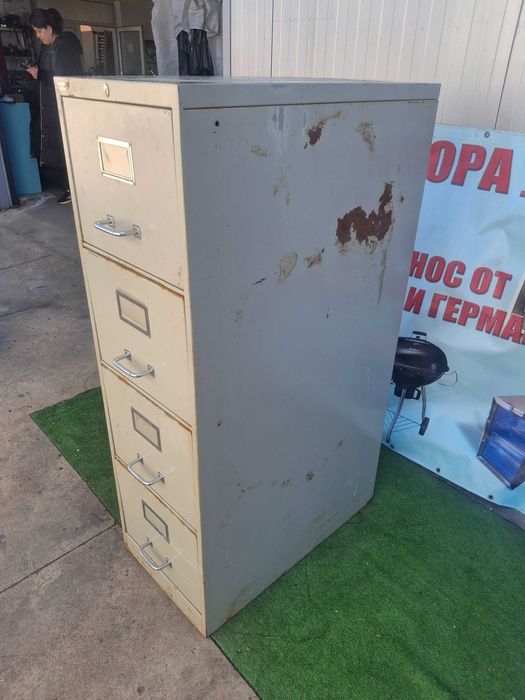 Шкафове за инструменти