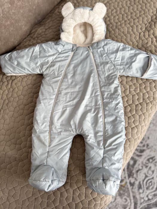 Продам осенний комбинезон