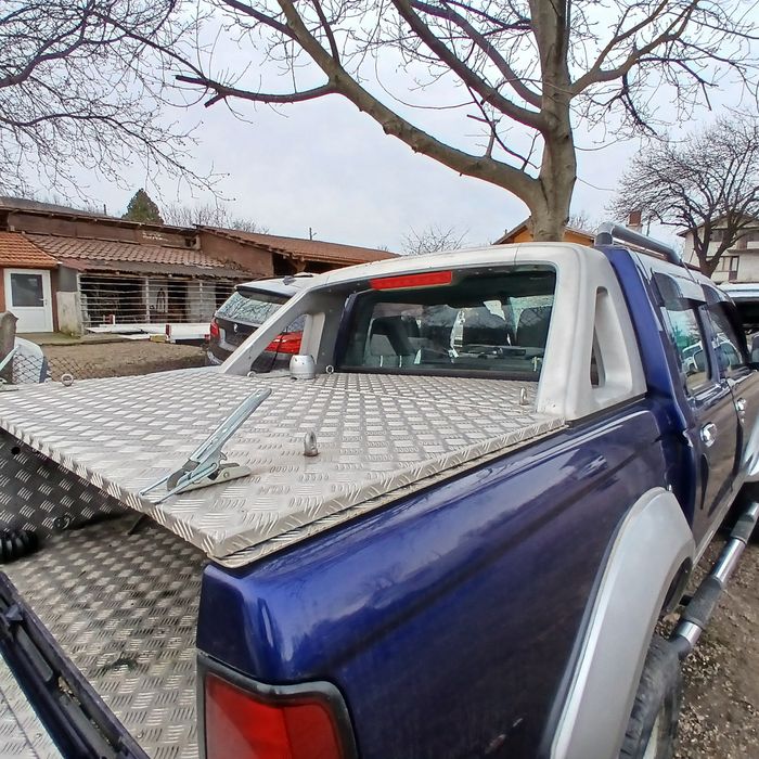 Nissan navara 2.5 133k.c