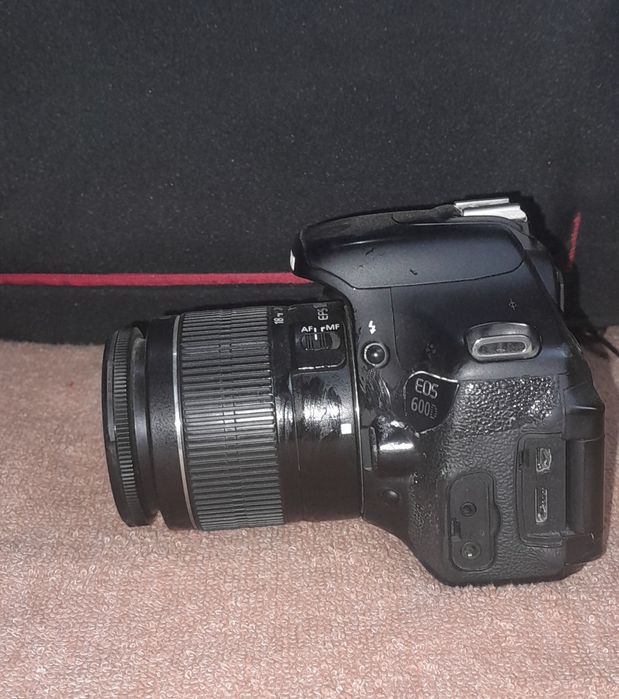 Камера Conon 600d