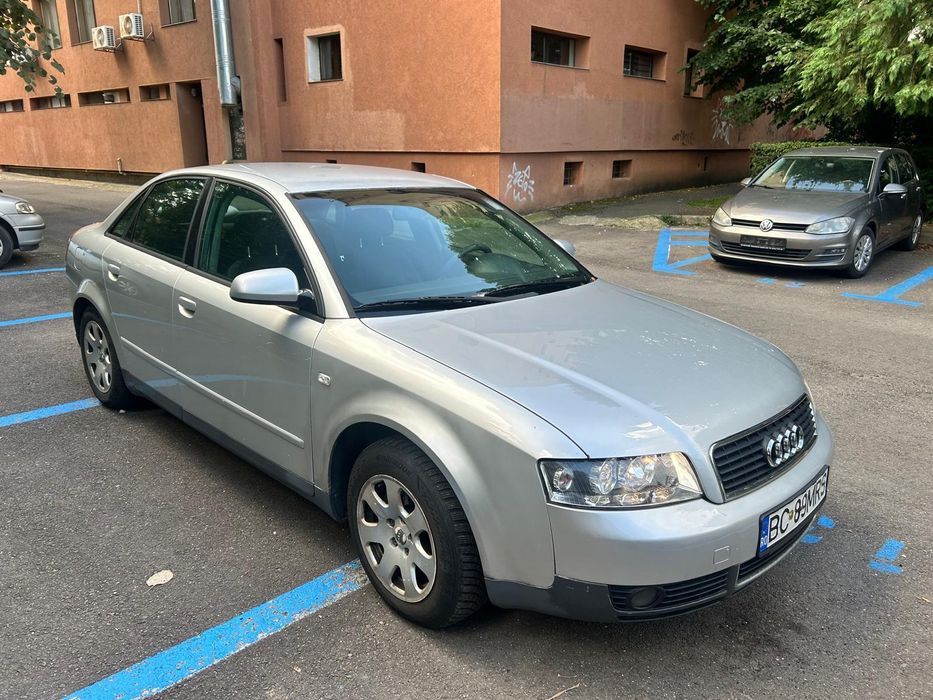 Vând  AUDI A4 B6 (8E) 1.9 TDI – 130 CP