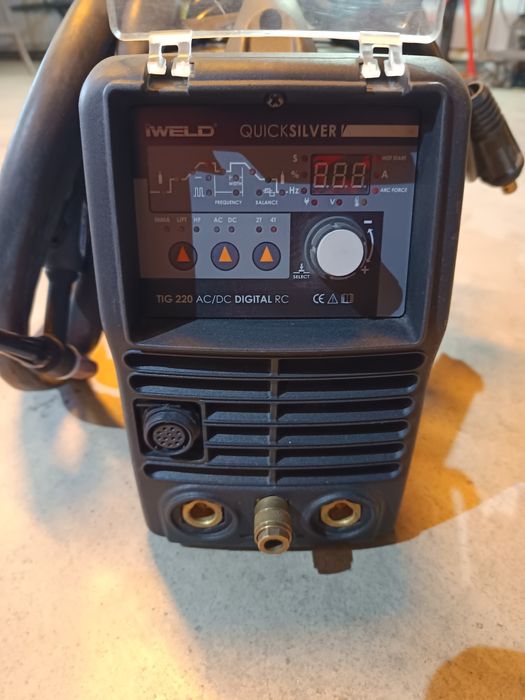 Aparat sudura I-WELD TIG ACDC 220