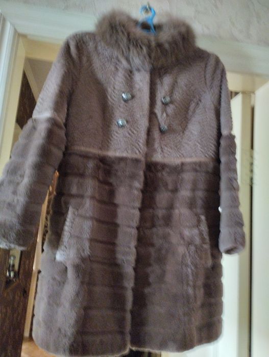 Шуба , полушубок, натуральный мех