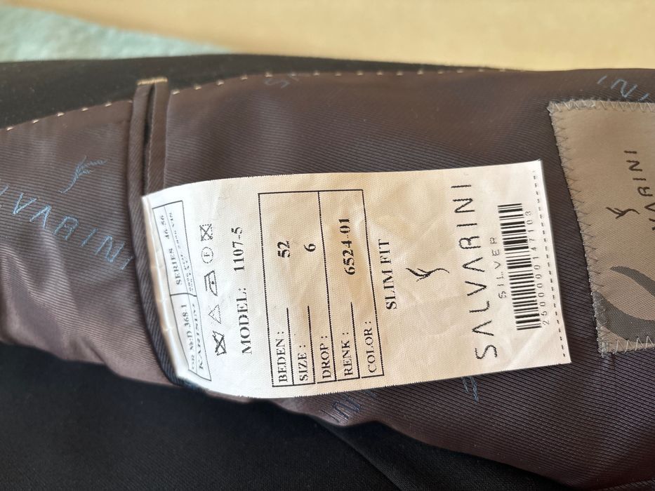 Мужской костюм черный