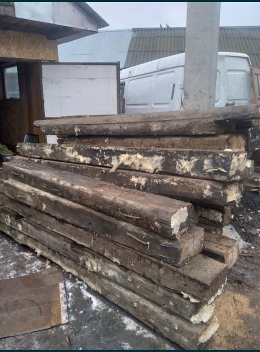 Шпал деревянная  хорошем