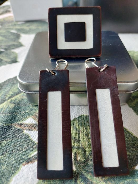 Кожени обеци с пръстен