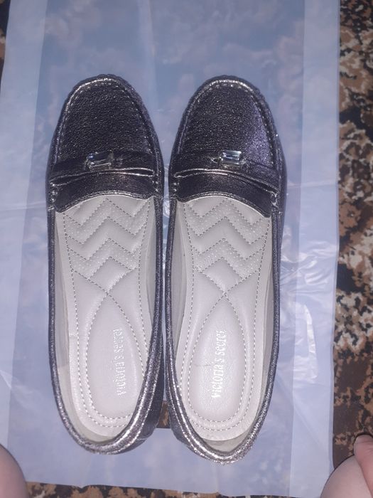 Продам новые балетки,кожа