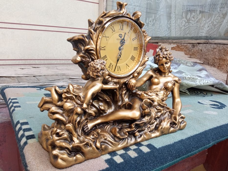 soat sotiladi tila rang soat sirochna sotaman ishlidi qadimi soat