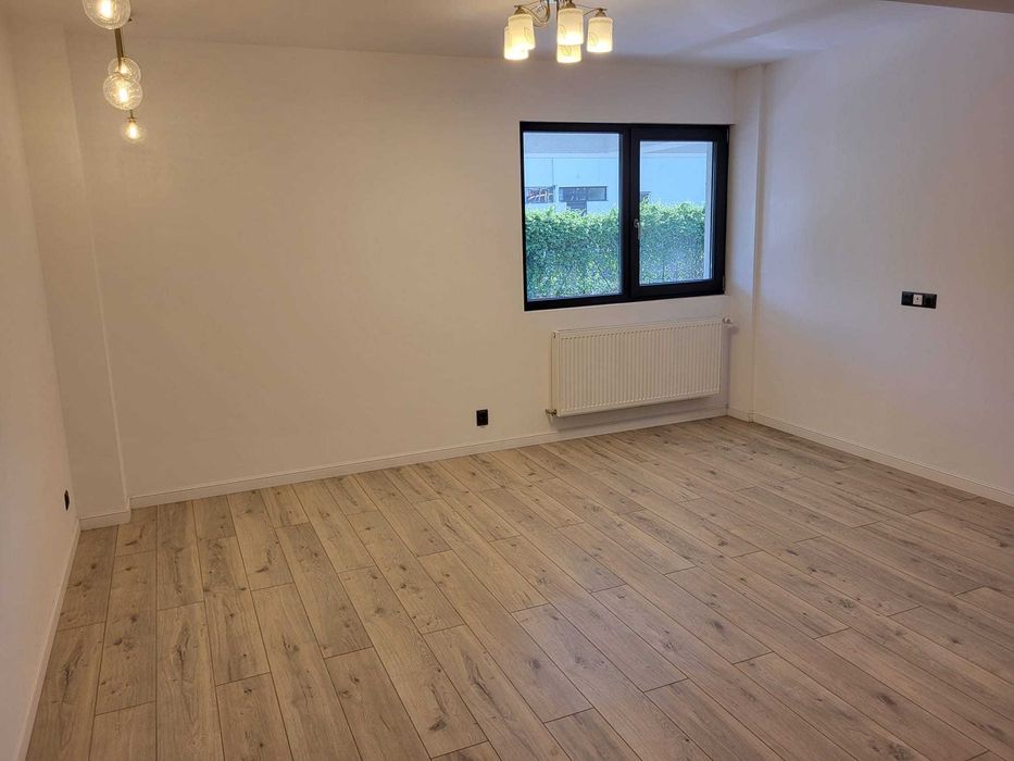Apartament 3 camere, parter, nemobilat