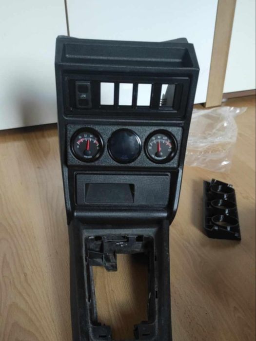 Votex централна конзола (Реплика)Golf 2