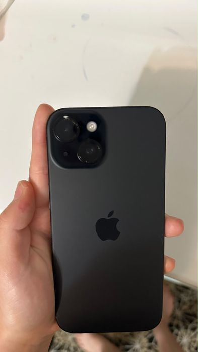 IPhone 15 черный