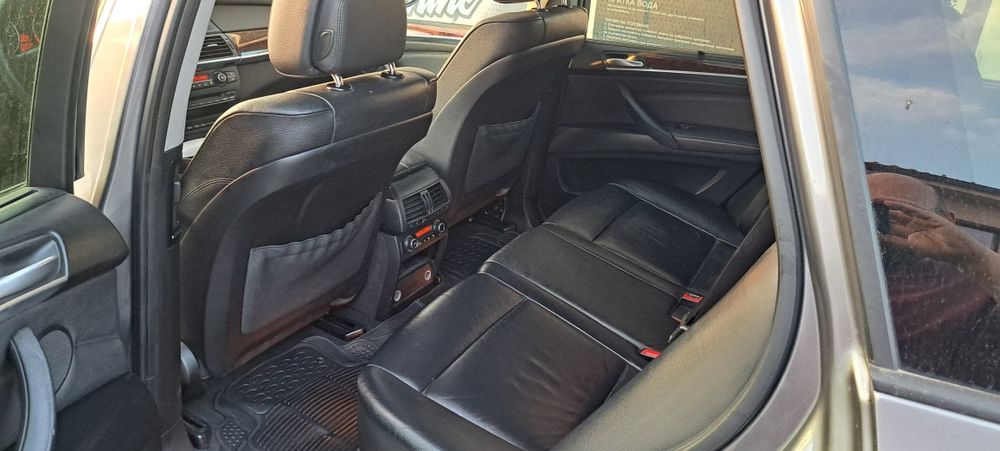 BMW X5 3.5i 2012г