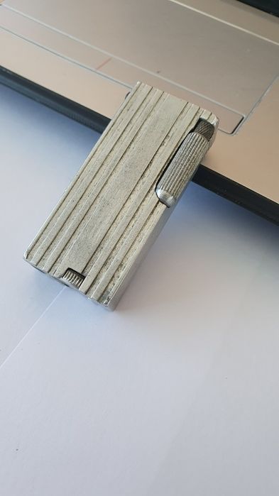 Антикварна бензинова запалка Capitan