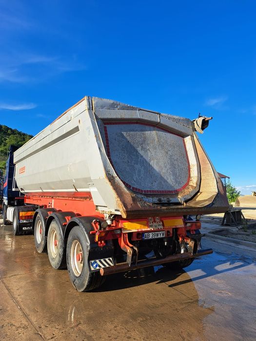 Vând ansamblu Daf XF105 an 2012 cu semiremorca basculabila RENDES an 2002