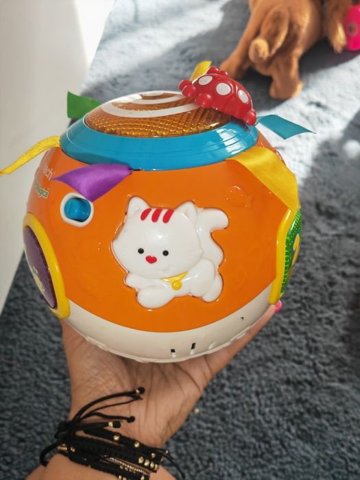 Minge magica rotativa bebe interactiva cu sunete