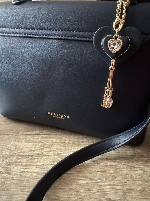 Тъмно синя малка чанта