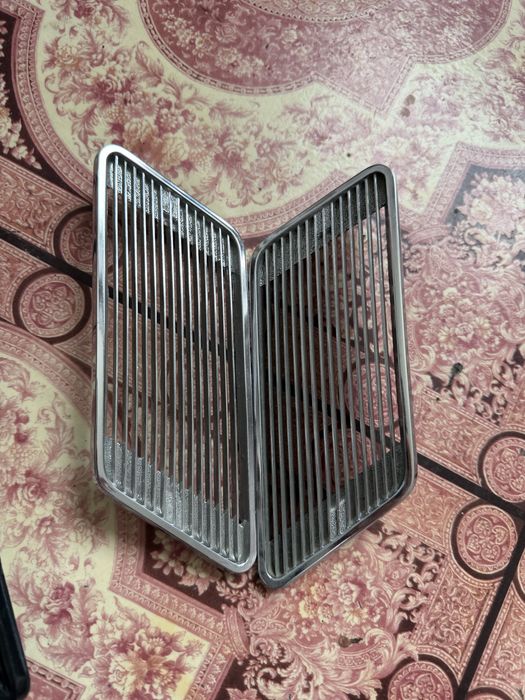 Зеркала решитки на Стойки Ваз 2103