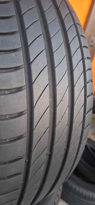 4бр. 205/55/16 Michelin 6.5mm грайфер, дот 22г. Безплатен монтаж