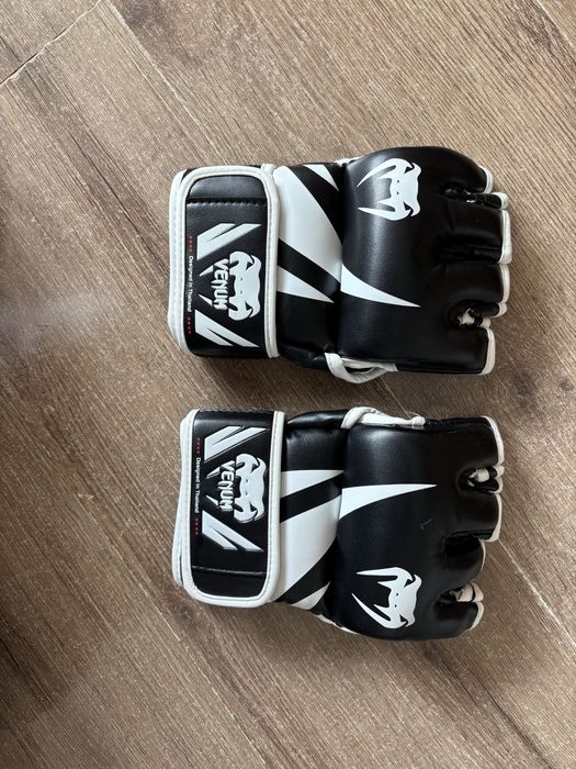 MMA ръкавици Venum - M