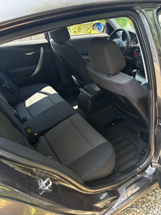 BMW Seria 1 E87 118i