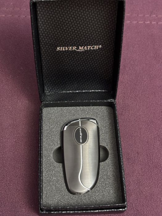 Bricheta Silver Match