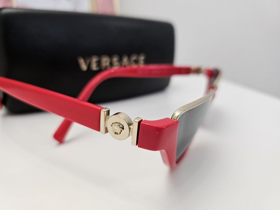 Дамски очила на Versace