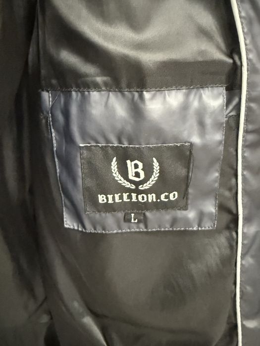 Продам зимнюю куртку