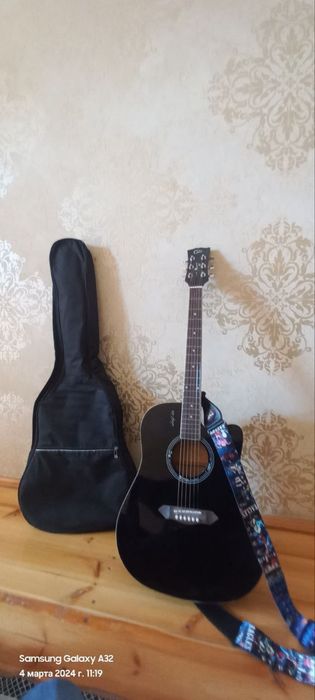 Гитара для игры песенок