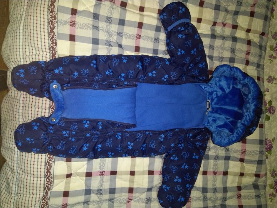Комбинезон на малыша