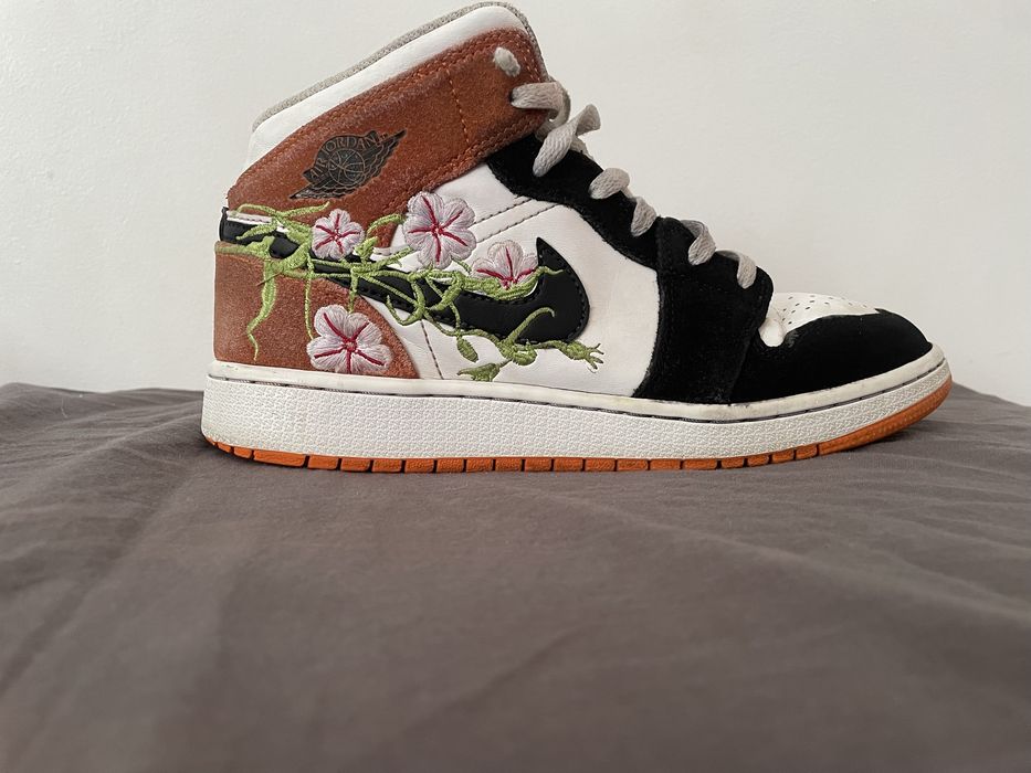 Jordan Mid PInk Blossom