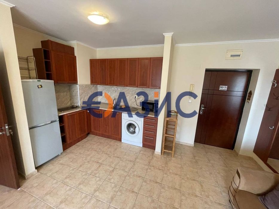 Продава се Тристаен апартамент в с. Равда, Област Бургас - 90 кв.м за 912 €/кв.м - Снимка #3